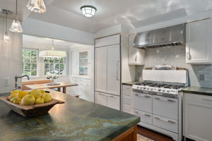 2625 Haddington Drive-19