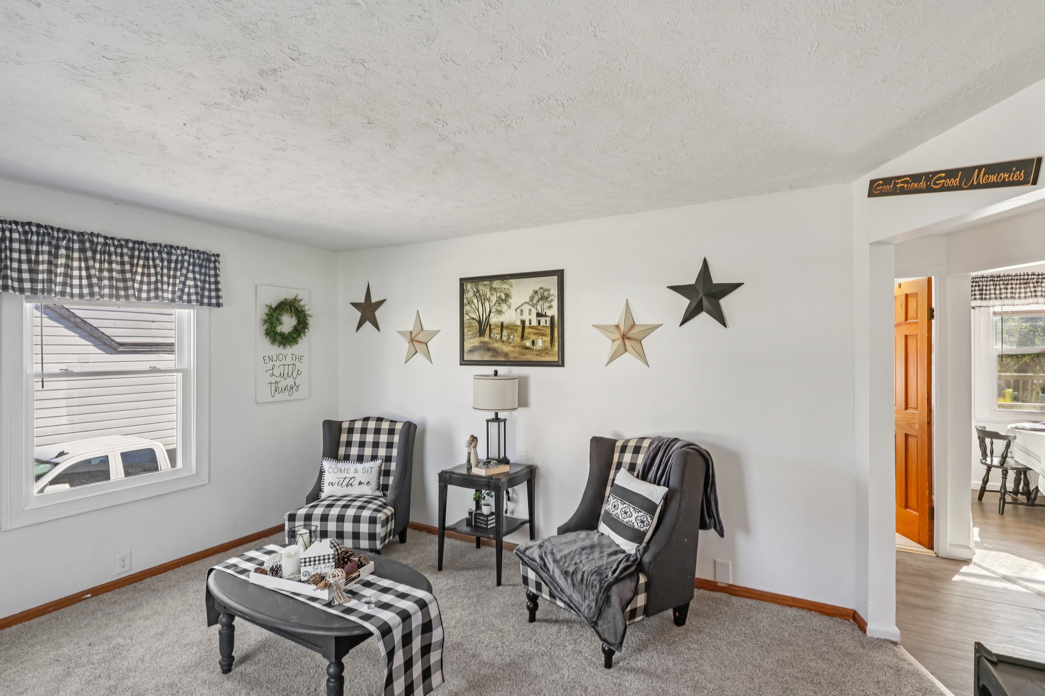 Orchard Dr-S0904-010.jpg