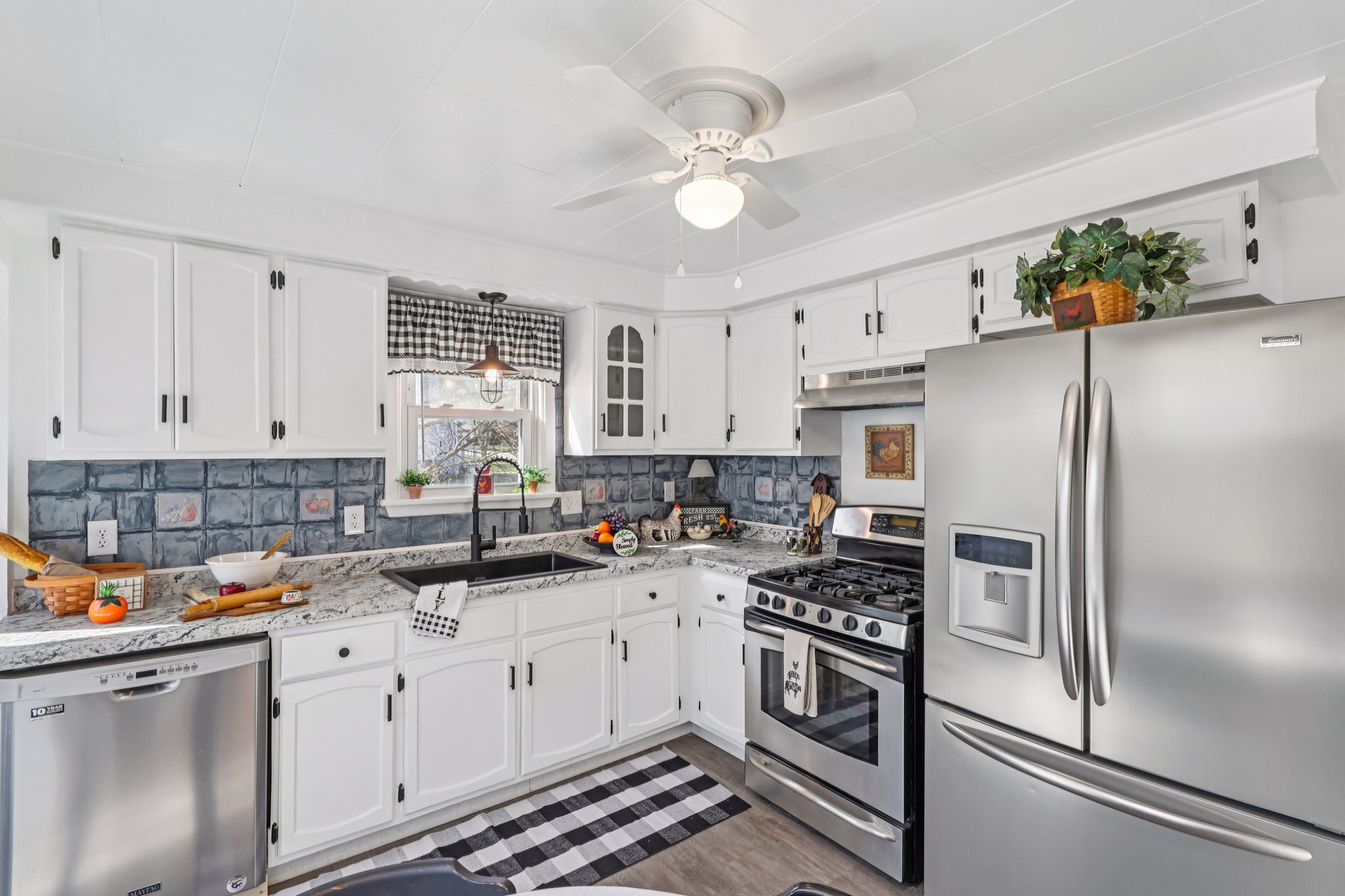 Orchard Dr-S0904-017.jpg