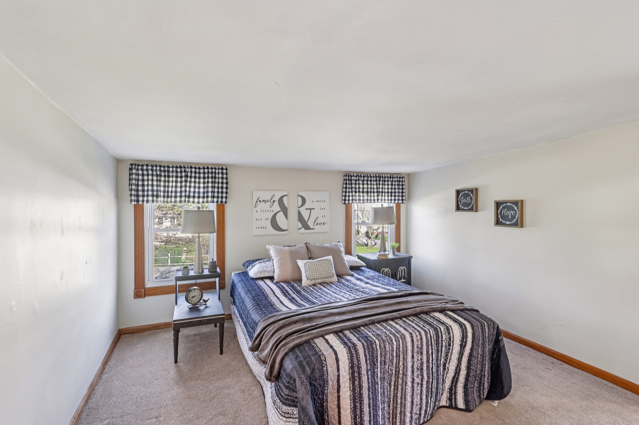 Orchard Dr-S0904-027.jpg