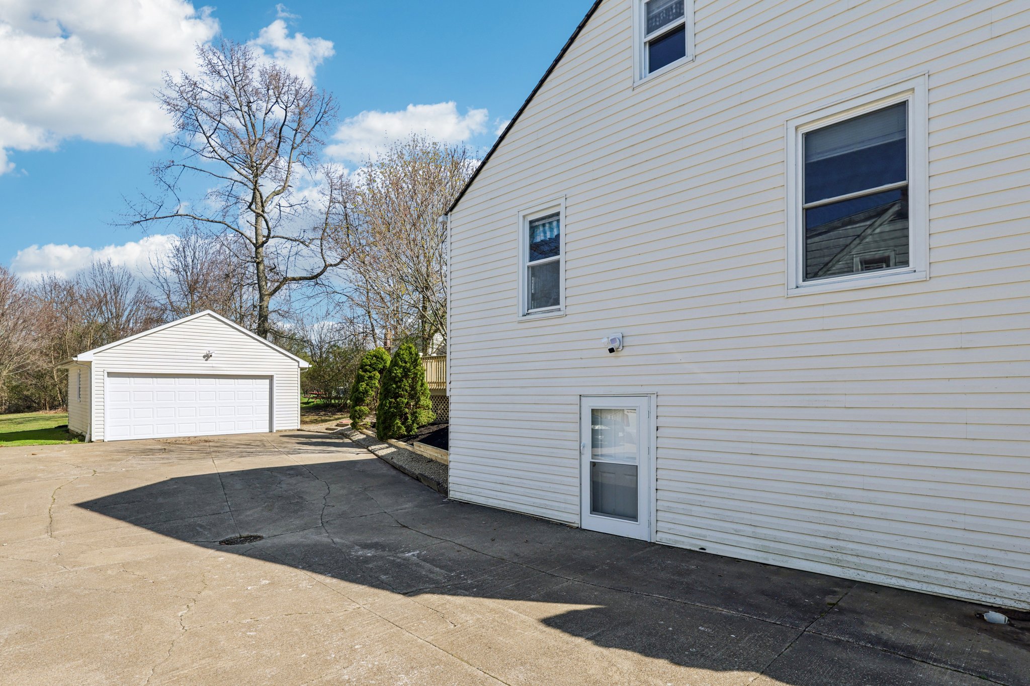 Orchard Dr-S0904-042.jpg