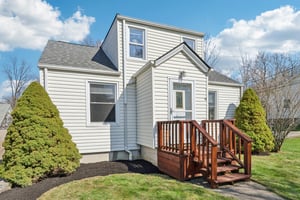 Orchard Dr-S0904-004.jpg