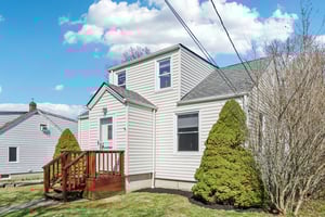 Orchard Dr-S0904-005.jpg