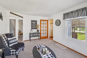 Orchard Dr-S0904-008.jpg