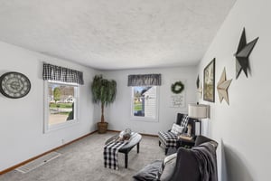 Orchard Dr-S0904-011.jpg