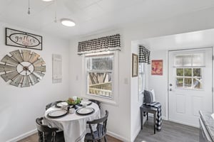 Orchard Dr-S0904-014.jpg