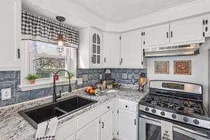 Orchard Dr-S0904-016.jpg