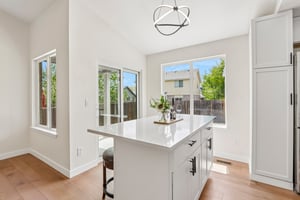 Dharma Ave-S2904-011.jpg