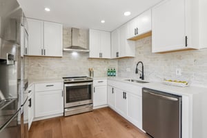 Dharma Ave-S2904-013.jpg