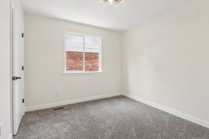 Dharma Ave-S2904-016.jpg
