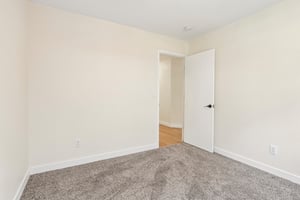 Dharma Ave-S2904-017.jpg