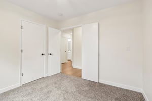 Dharma Ave-S2904-019.jpg