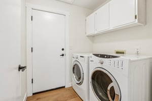 Dharma Ave-S2904-027.jpg