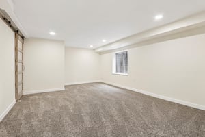 Dharma Ave-S2904-028.jpg