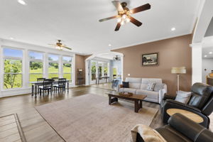  Photo 148