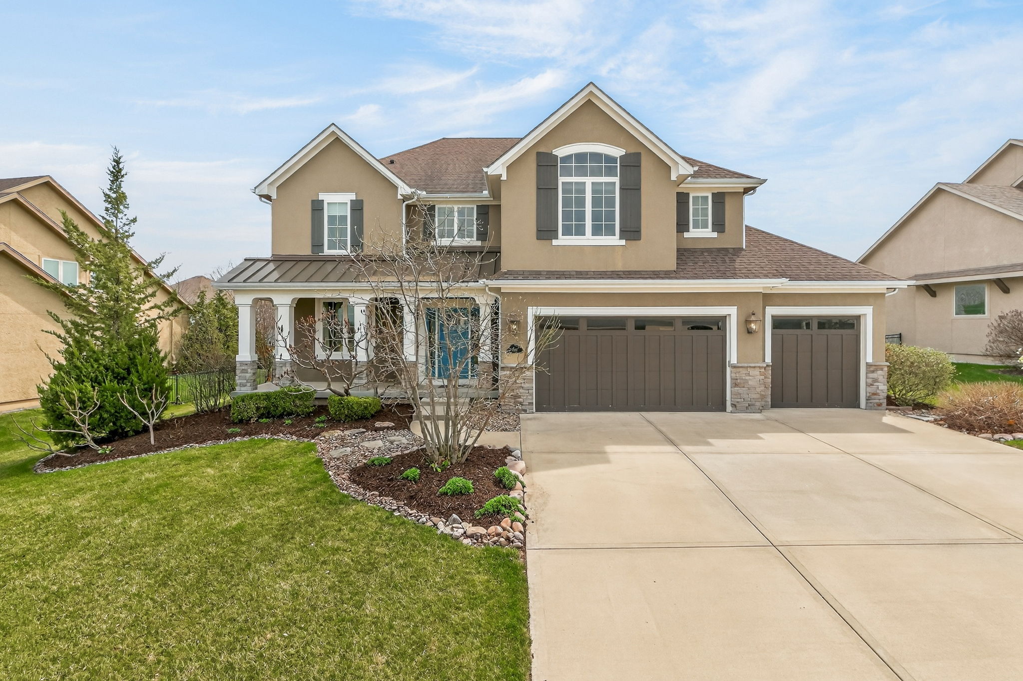 2827 NE 102nd Terr-001