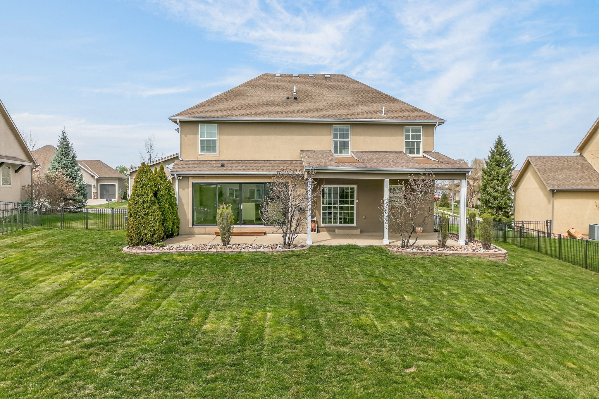 2827 NE 102nd Terr-004