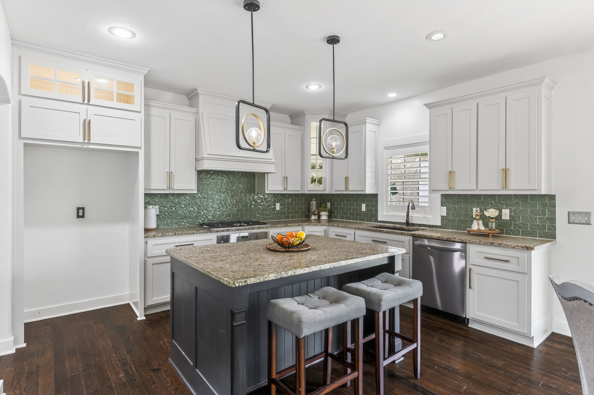 2827 NE 102nd Terr-016