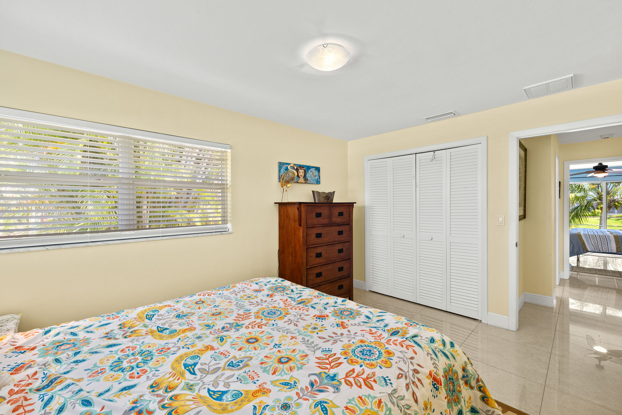 Guest Bedroom 1 - 2 of 2