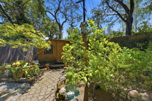 052_F8_2829 Carson St