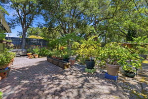 054_F8_2829 Carson St