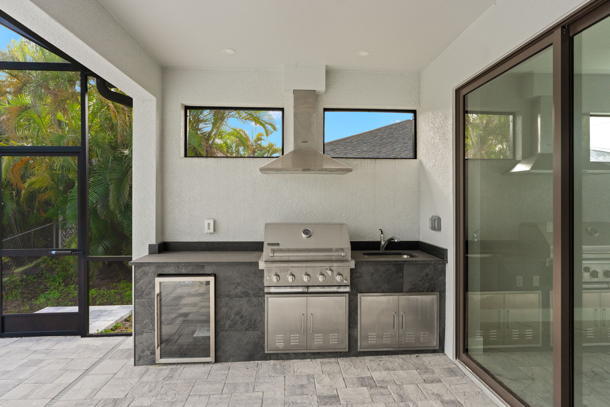 Outdoor Kitchen