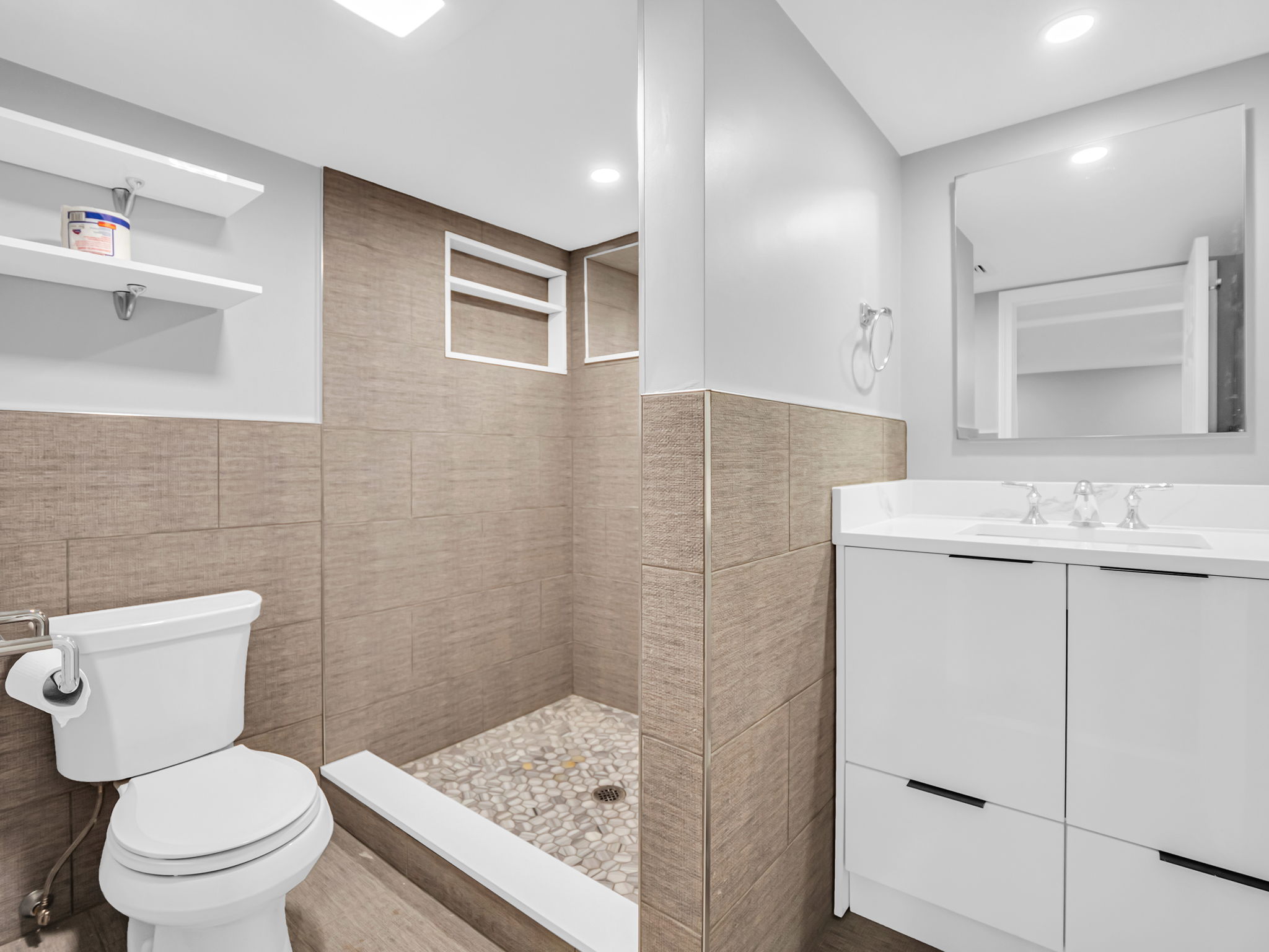 283 Ash St 1 Waltham MA-40