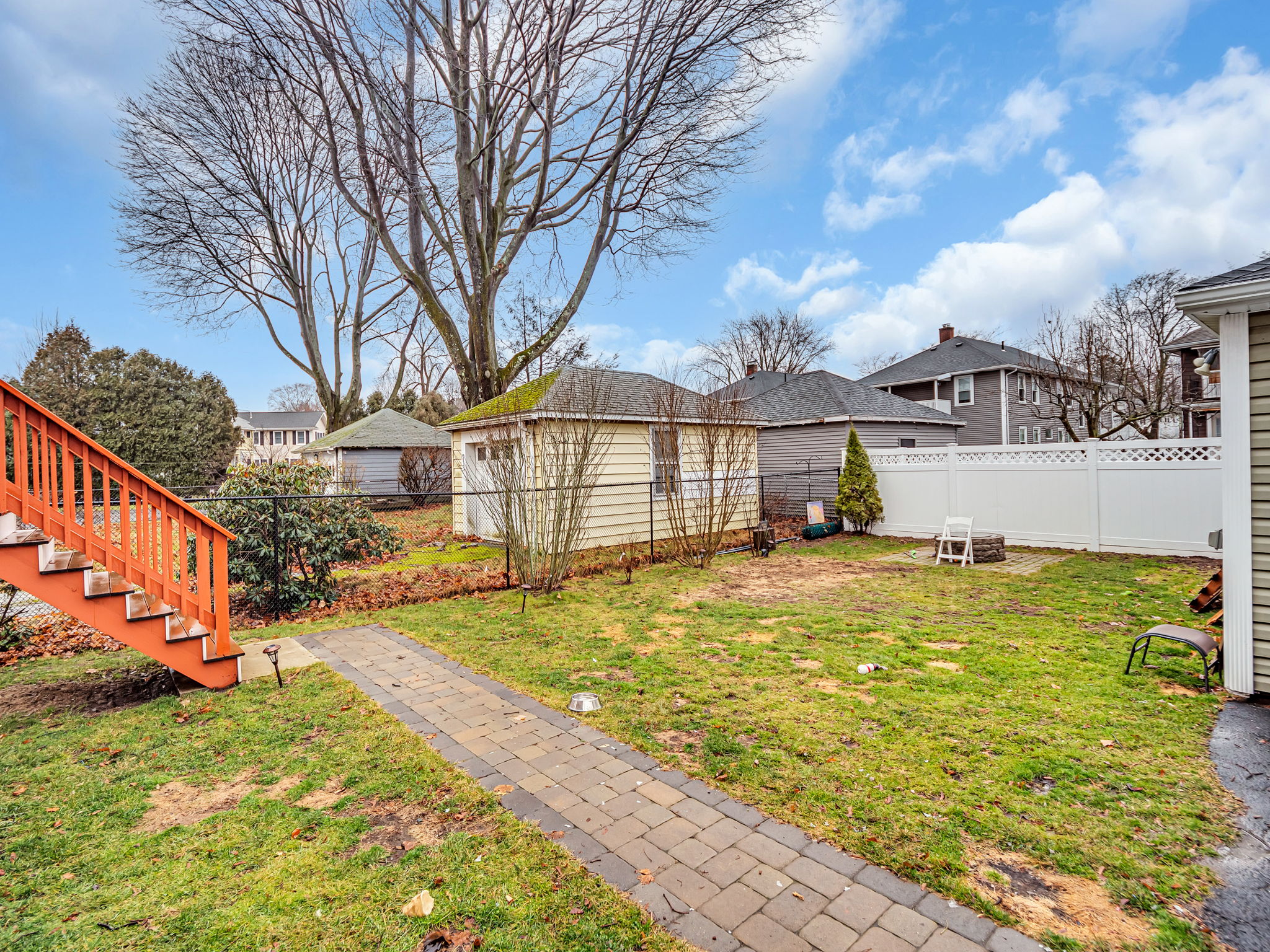 283 Ash St 1 Waltham MA-48