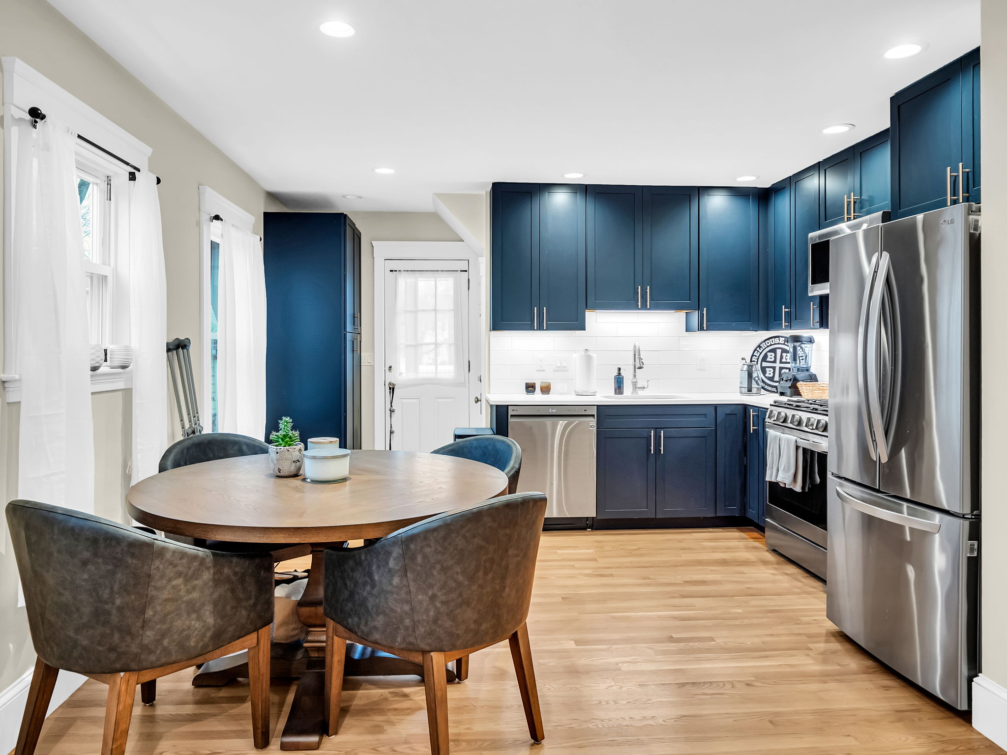 283 Ash St 1 Kitchen Dining