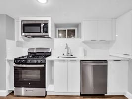 283 Ash St 1 Garden Kitchen 5