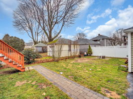 283 Ash St 1 Waltham MA-48