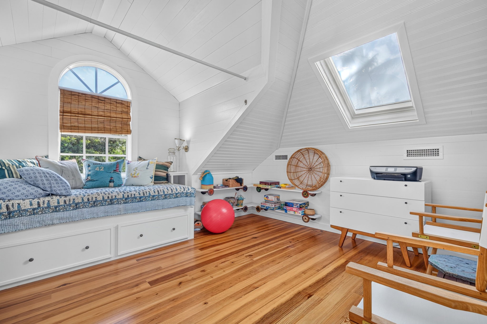 Loft 2