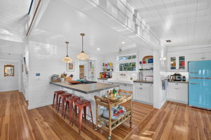 Breakfast Bar 1