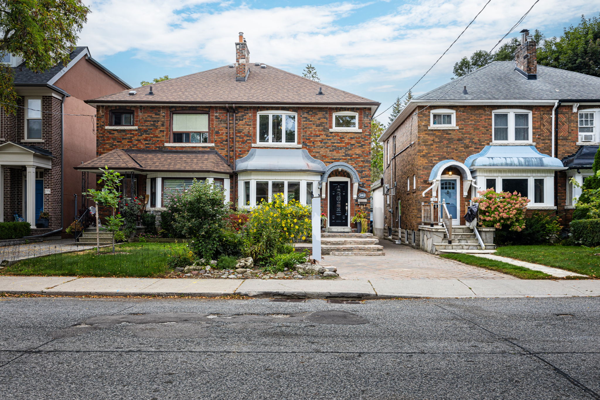 283 St Germain Ave, Toronto, ON M5M 1W4 Open House Media