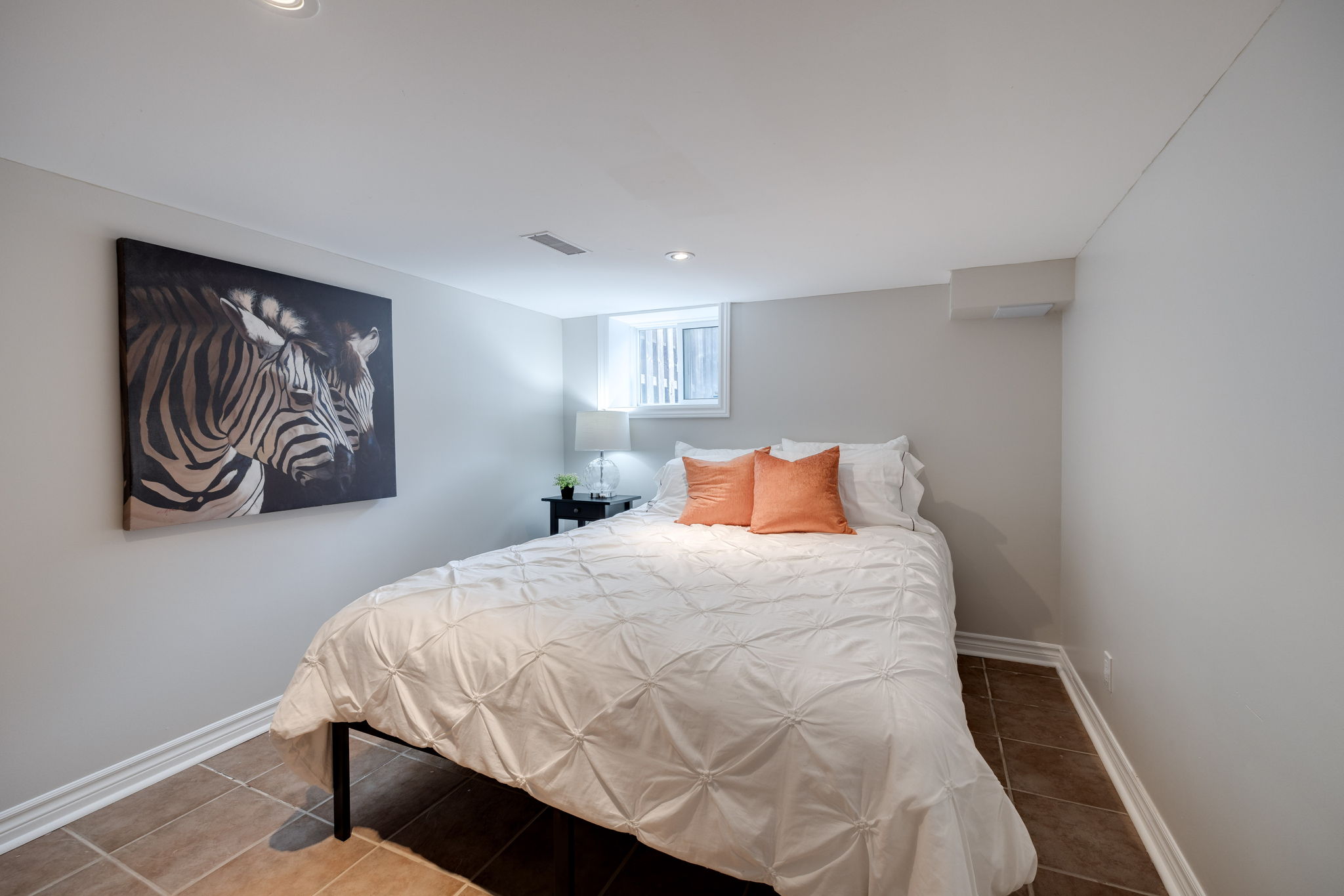 Toronto property showcase — delivered property photograph 33