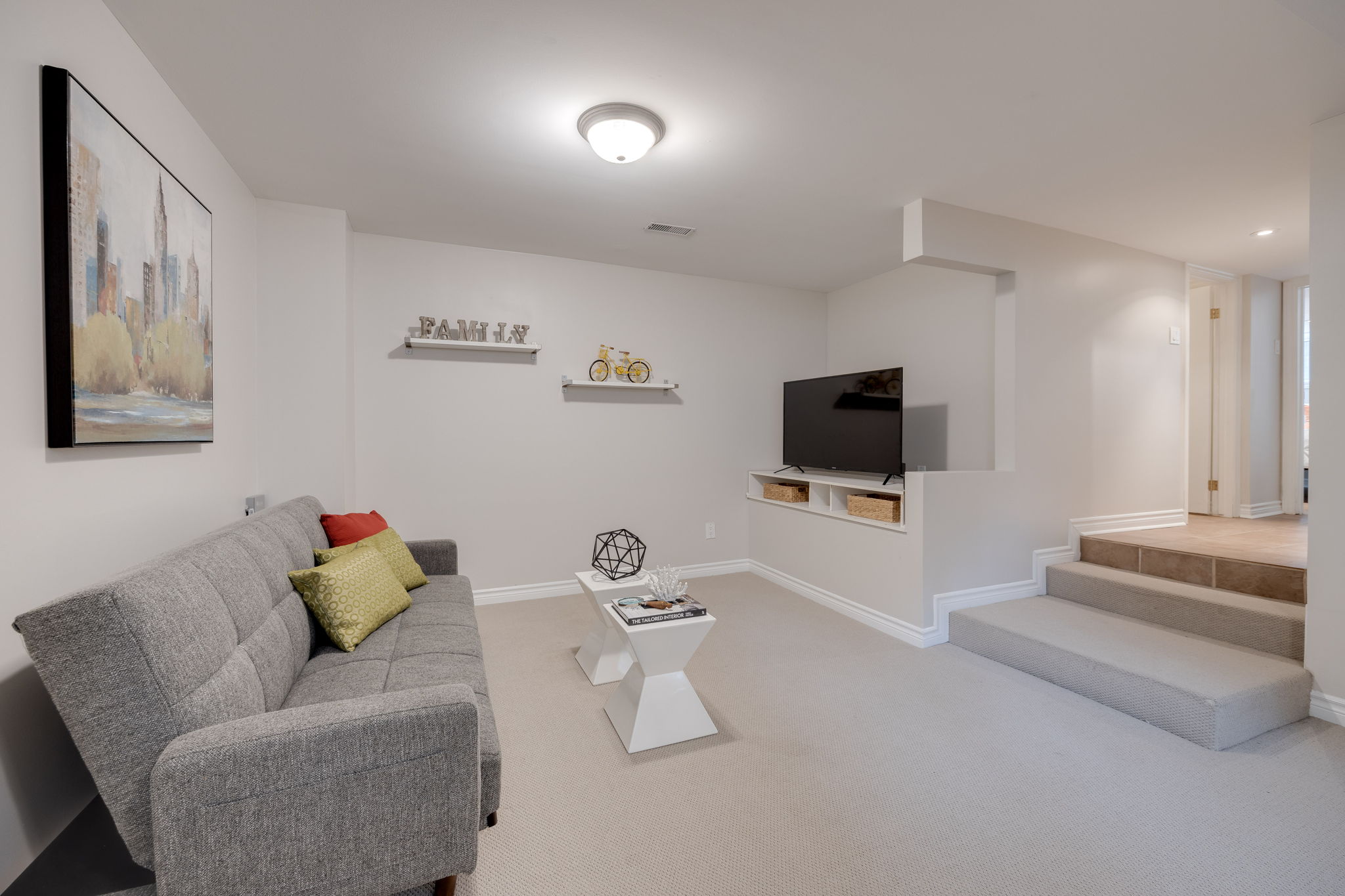 Toronto property showcase — delivered property photograph 31