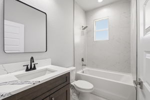  Photo 36