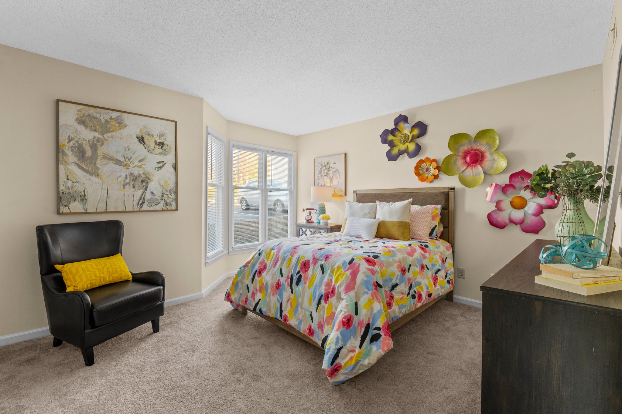 2830 Edridge Ct, Raleigh, NC 27612, USA Photo 12