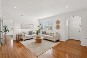 May Ave-1106-017