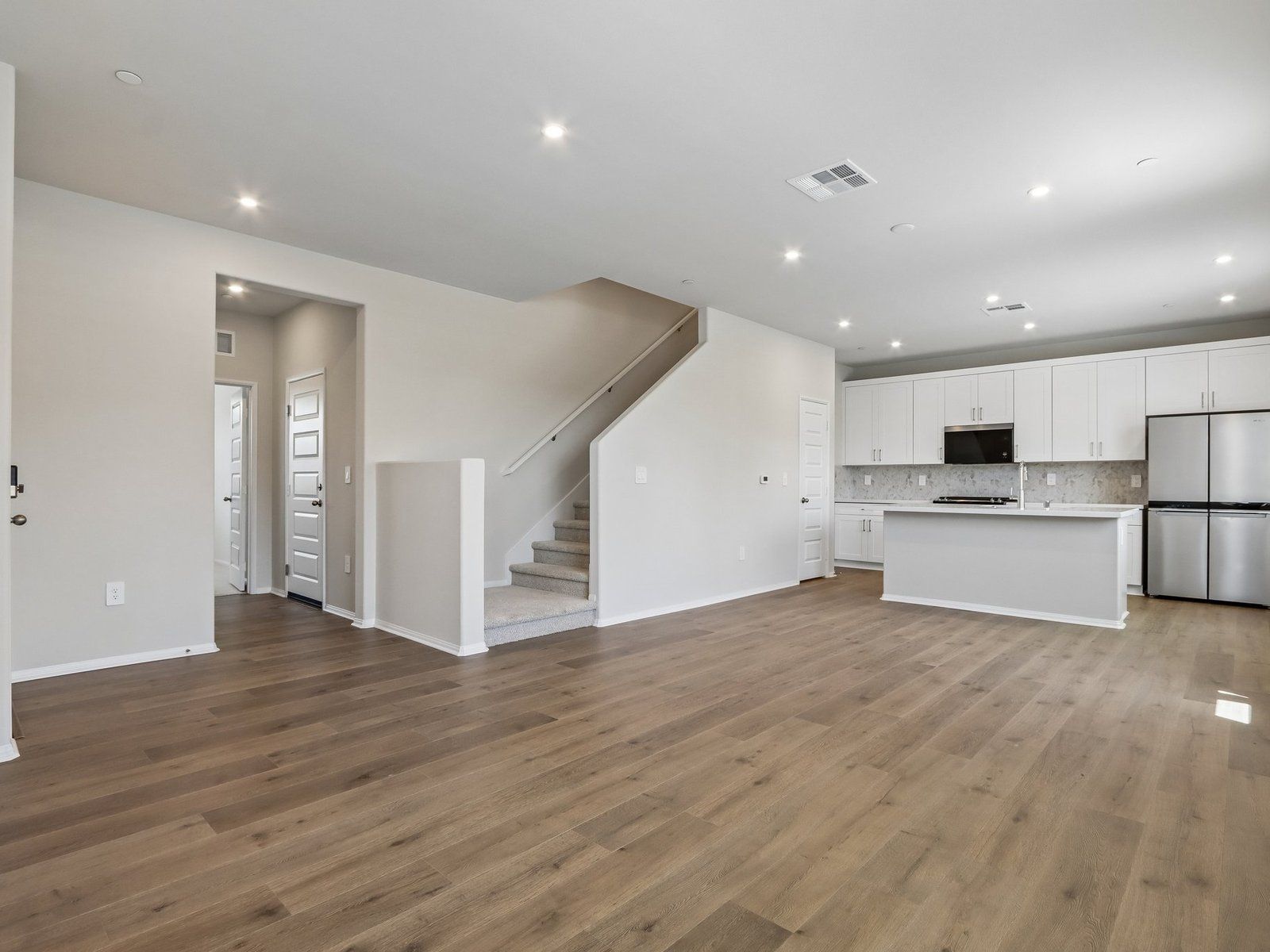 SCA_Prado_Plan4_28309ViaReserva_LivingRoom_003