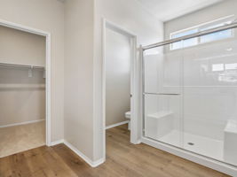 SCA_Prado_Plan4_28309ViaReserva_PrimaryBathroom_003