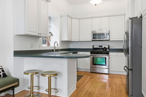 2833 N Burling St 3E - Andrew Wendt_CHP2026_011