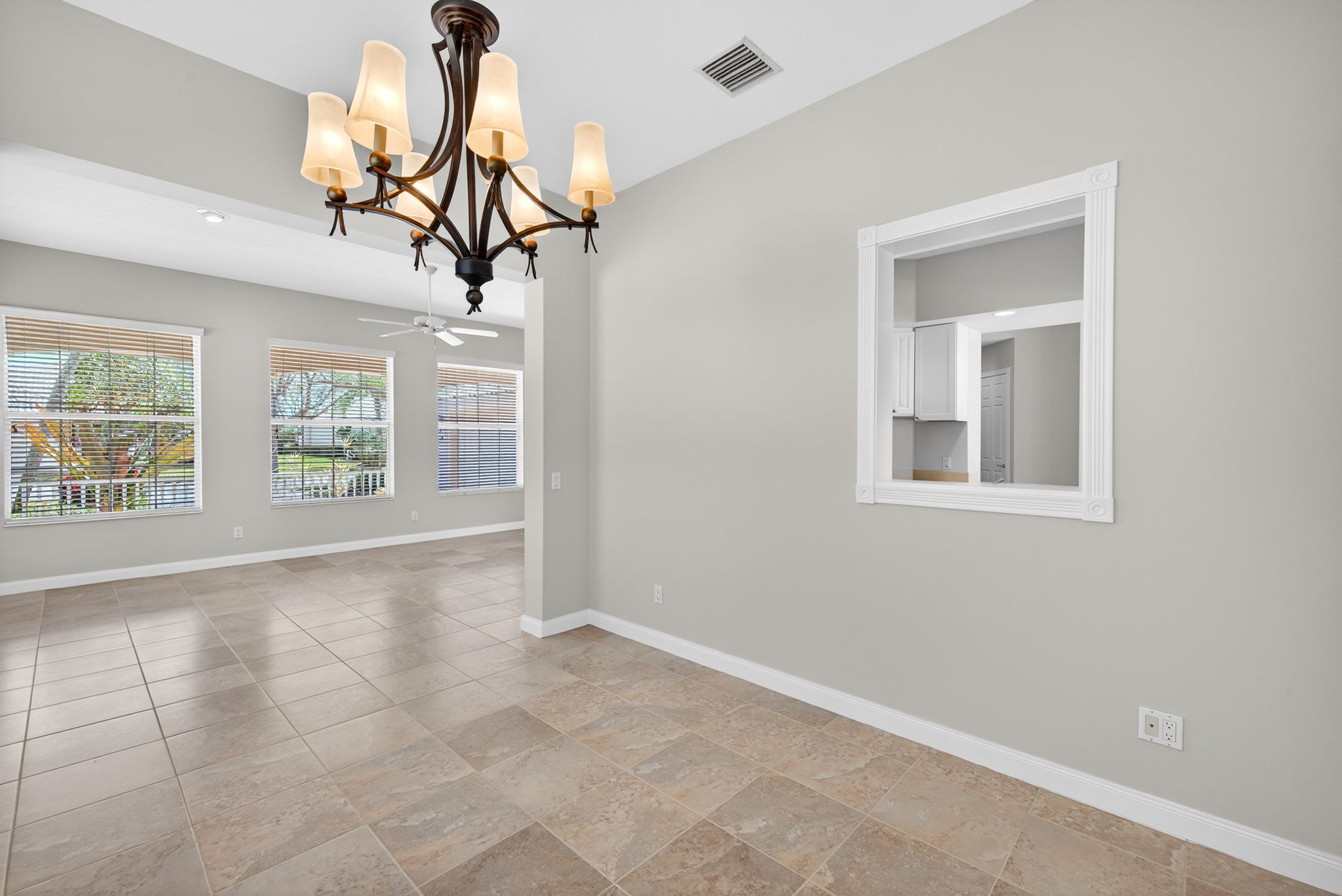 Breakfast Nook 3 of 3