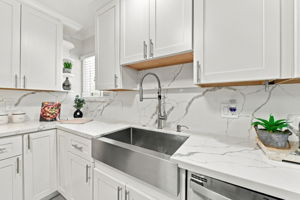 012_F8_28333 Sparrow Rd