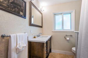 Bathroom 3a