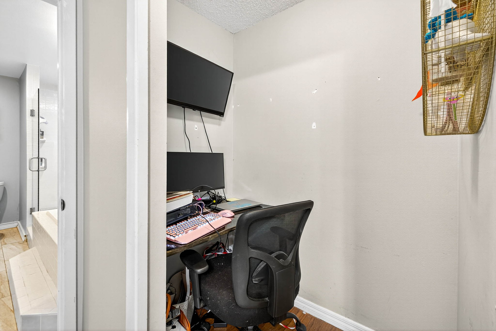  Photo 41
