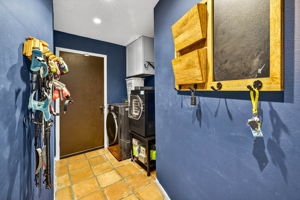  Photo 49