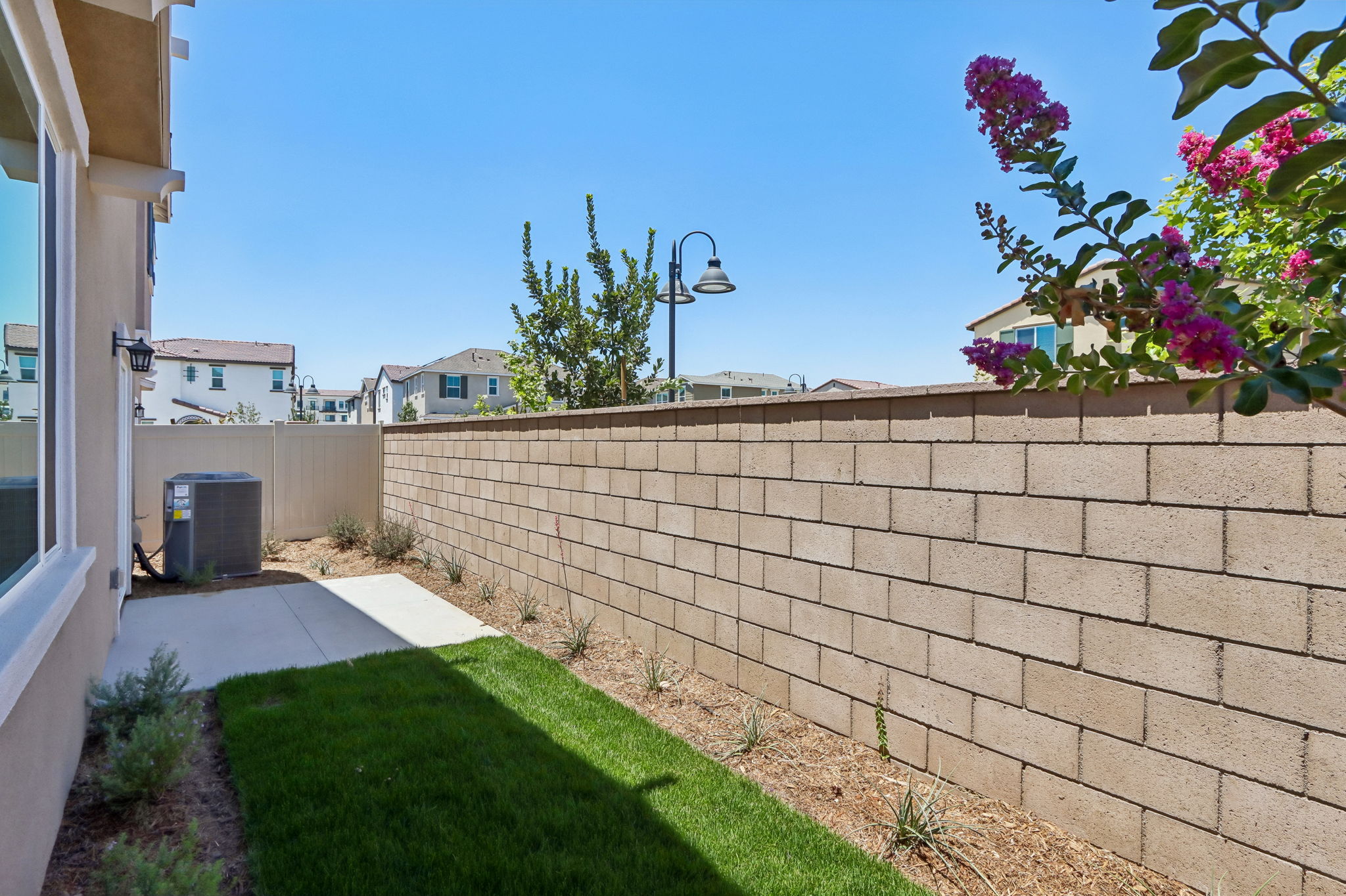 Socal - Prado - 28350 Via Alella Temecula CA 92591 - 033