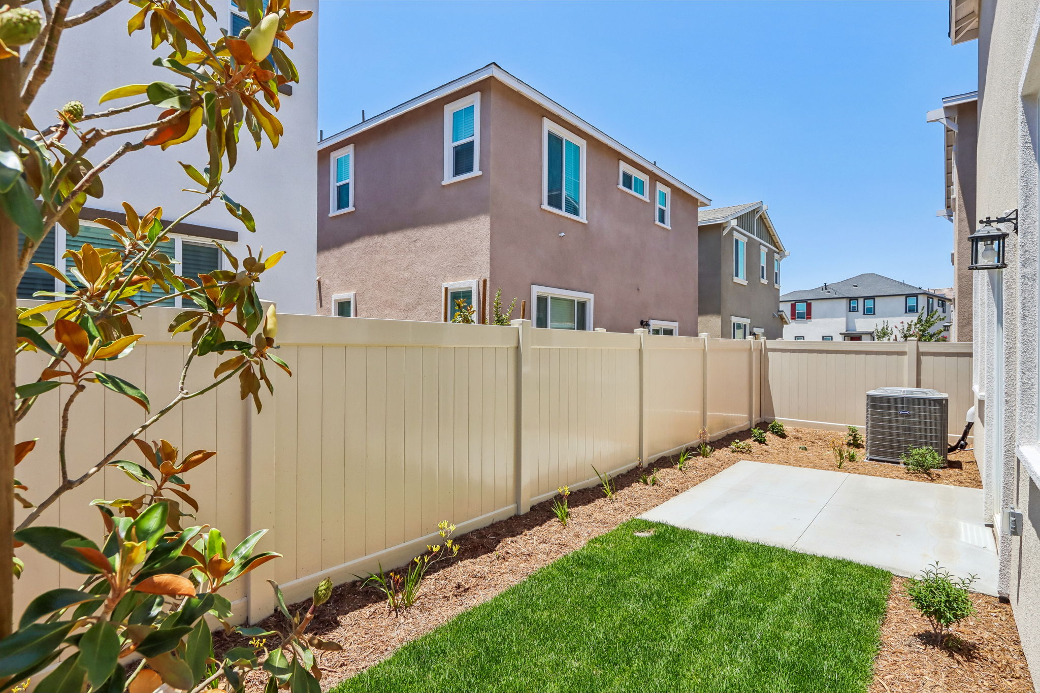 Socal - Prado - 28353 Via Alella Temecula CA 92591 - 031
