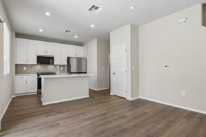 Socal - Prado - 28353 Via Alella Temecula CA 92591 - 008